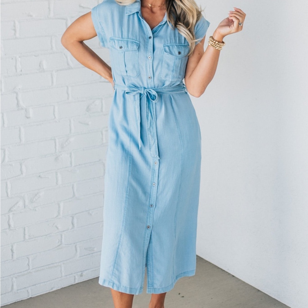 ELLIOTT TENCEL BUTTONED
MIDI DRESS